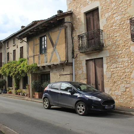 Le Coin Ecossais Bed & Breakfast *